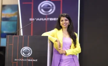 Anchor, Emcee, Master of Ceremonies Mrunalini Chaturvedi from Pune TodayPassion