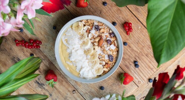 From Creamy Oats to Colorful Salads – Taste the Magic of Oat Bowlery