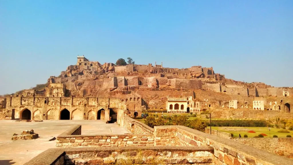 Golconda Fort Hyderabad History, Timings, Ticket Price, and Interesting Facts